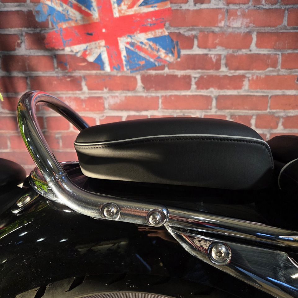 TRIUMPH BONNEVILLE SPEEDMASTER 1200 4