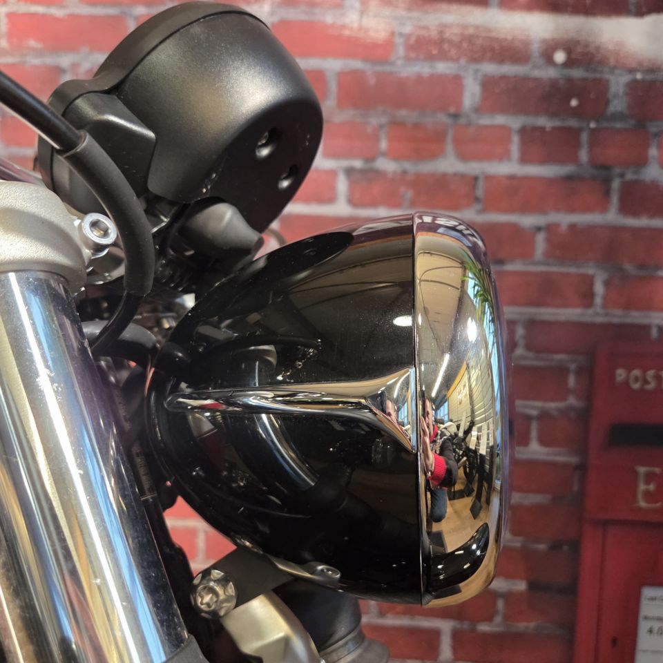 TRIUMPH BONNEVILLE SPEEDMASTER 1200 4