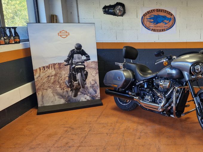 HARLEY-DAVIDSON SOFTAIL SPORT GLIDE 1745 4