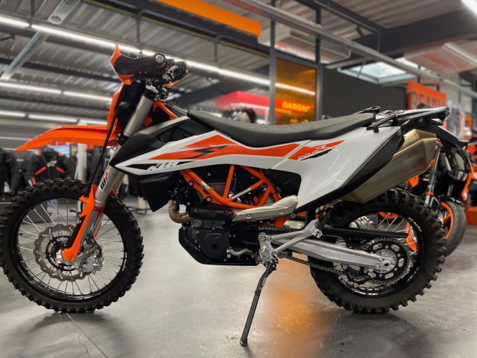 KTM 690 ENDURO R 4