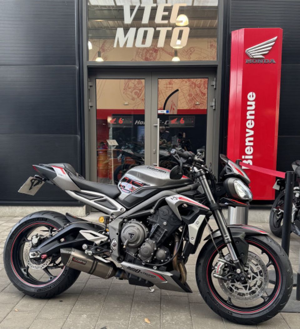 TRIUMPH STREET TRIPLE 765 RS 4