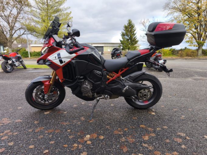 DUCATI MULTISTRADA V4 PIKES PEAK 4