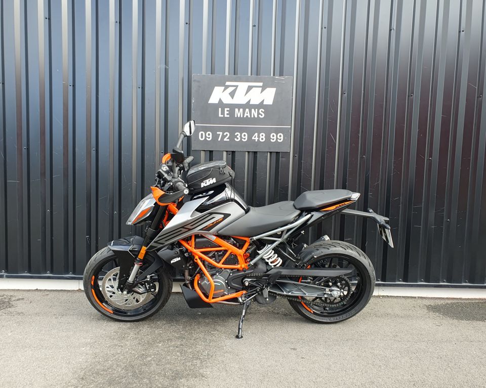 KTM 125 DUKE ABS 4