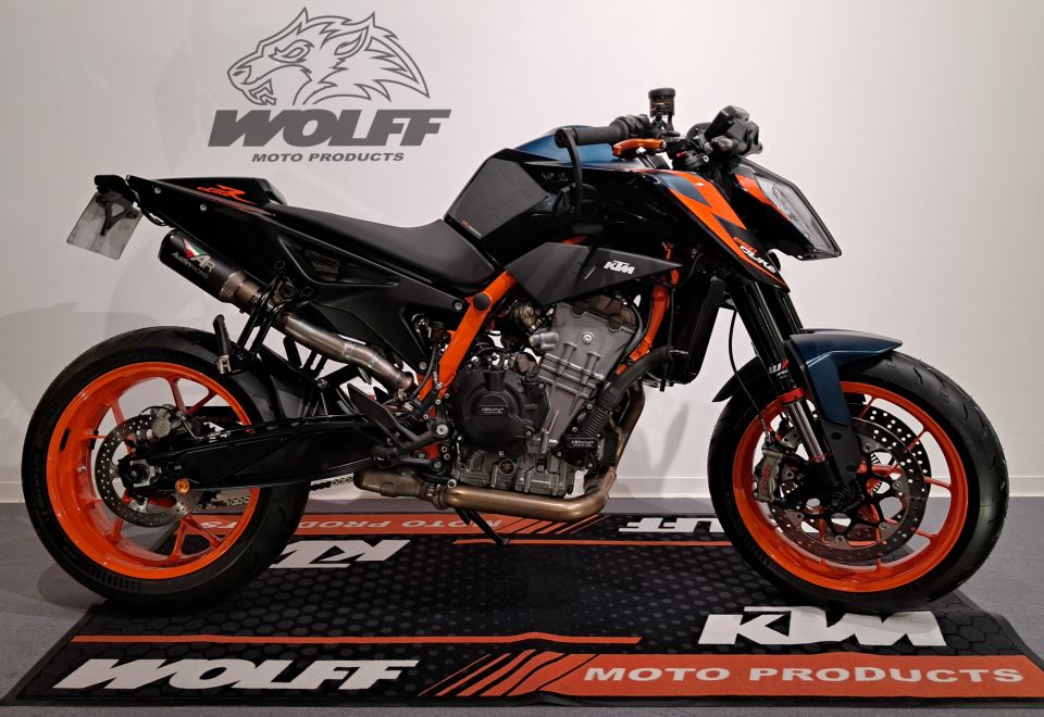 KTM 890 DUKE R 4