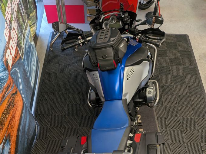BMW ADVENTURE 1200 4