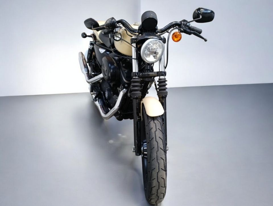 HARLEY-DAVIDSON SPORTSTER IRON 883 4