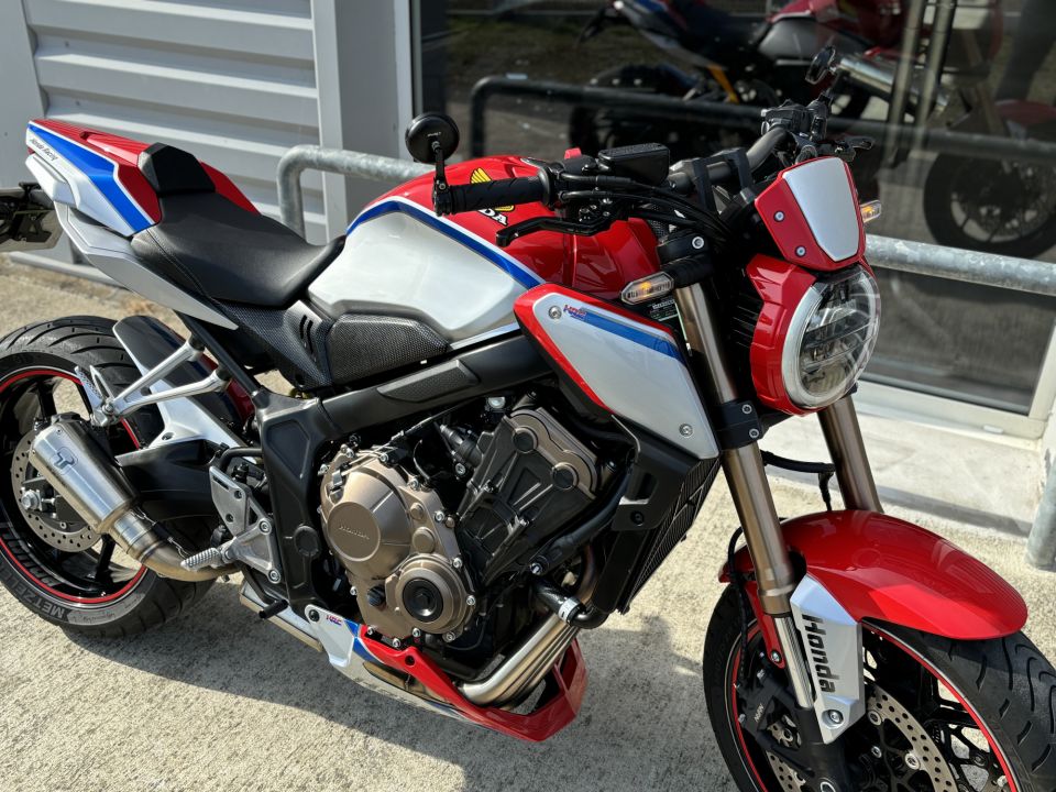 HONDA CB650R Neo Sports Café 4