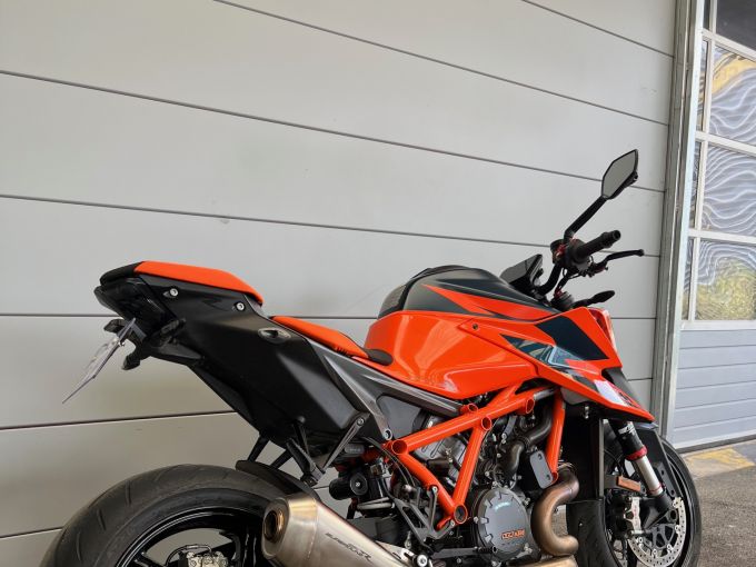 KTM 1290 SUPER DUKE R 4