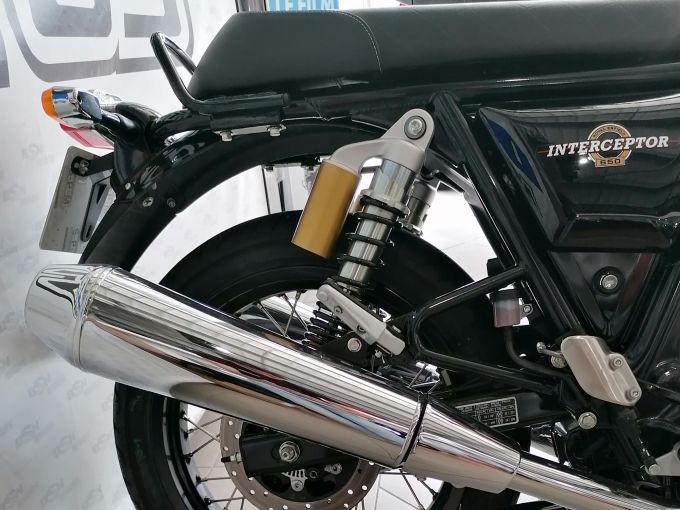 ROYAL ENFIELD INTERCEPTOR 4