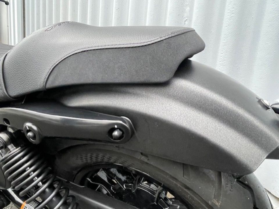 HYOSUNG GV 125 BOBBER 4