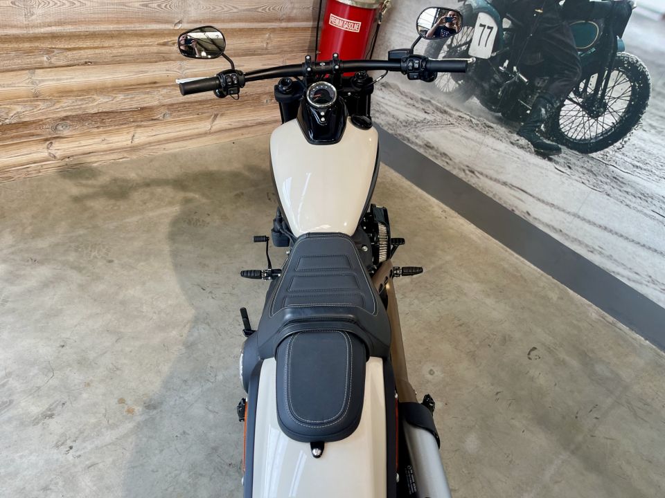 HARLEY-DAVIDSON SOFTAIL FAT BOB 1868 4