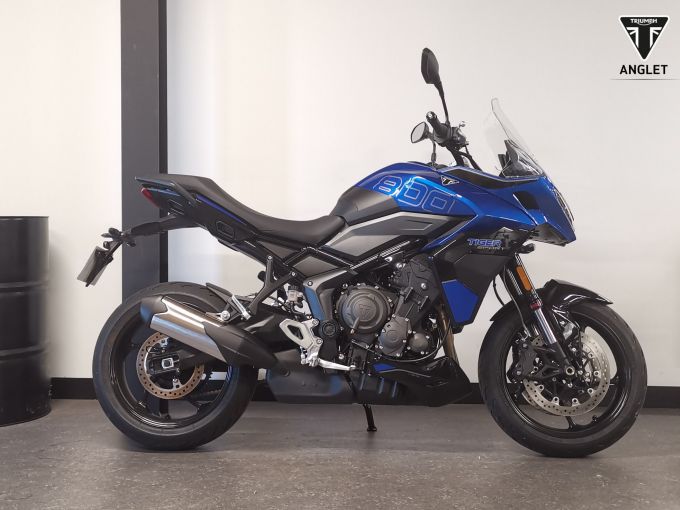 TRIUMPH TIGER 800 4