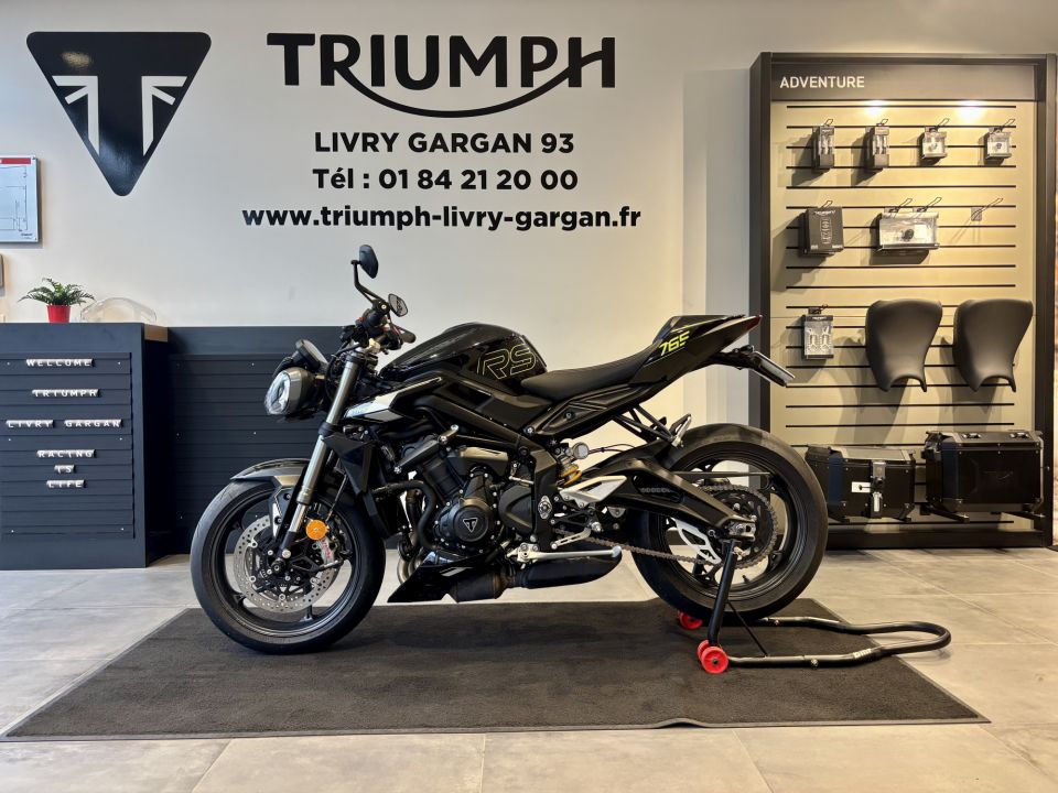 TRIUMPH STREET TRIPLE 765 RS 4