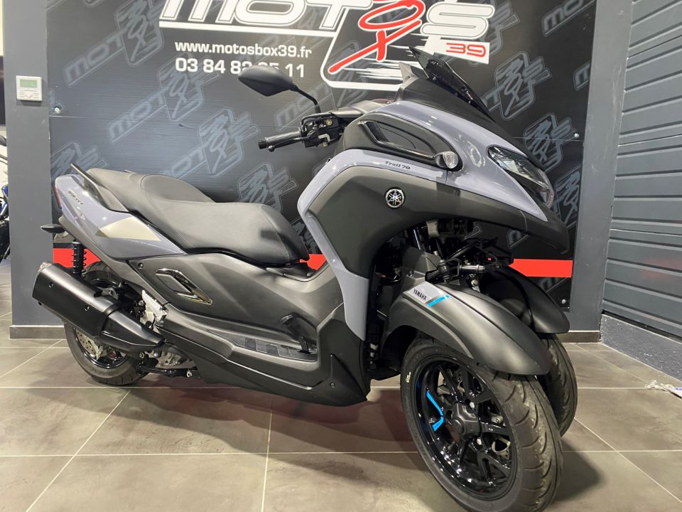 YAMAHA TRICITY 300 4