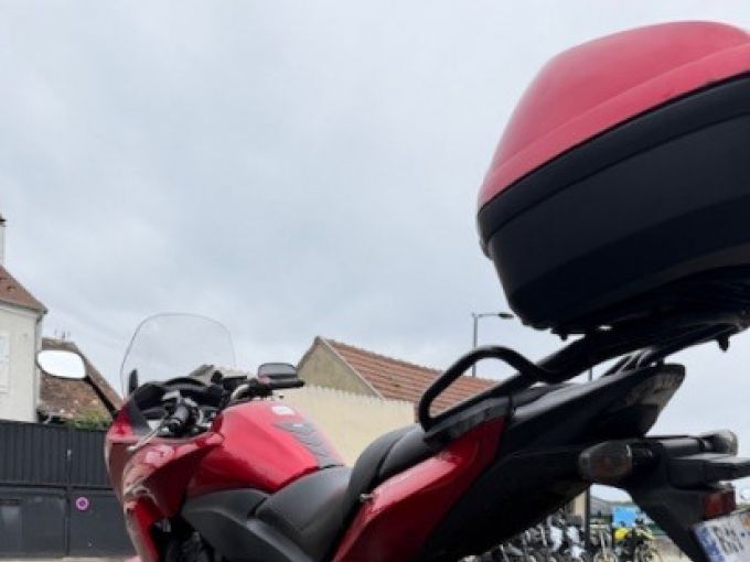 HONDA CBF1000F 4