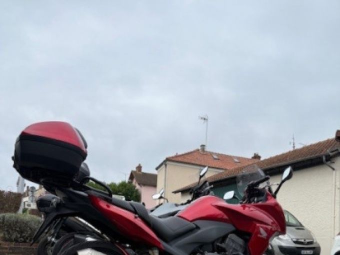 HONDA CBF1000F 4
