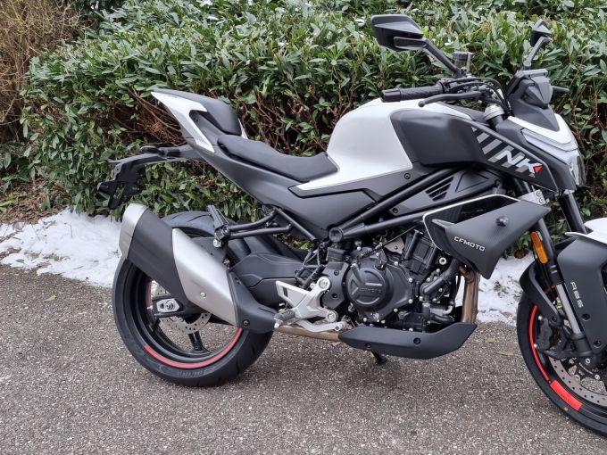 CF MOTO 450 NK 4