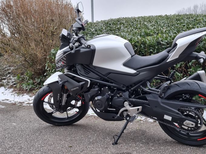 CF MOTO 450 NK 4