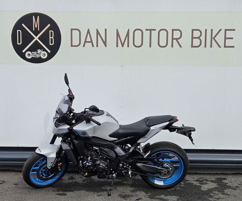 YAMAHA MT-09 Y-AMT 35 KW 4