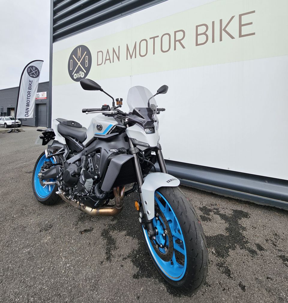 YAMAHA MT-09 Y-AMT 35 KW 4