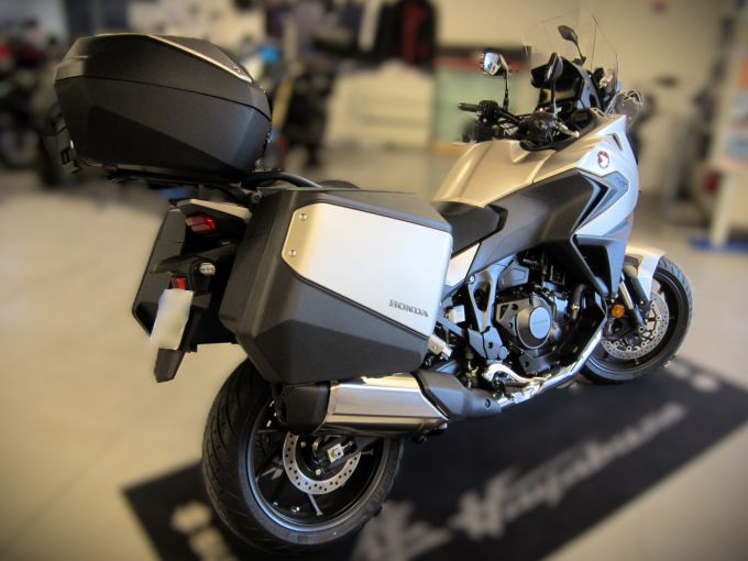 HONDA NT 1100 4