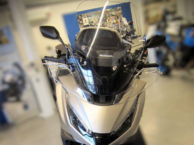 HONDA NT 1100 4