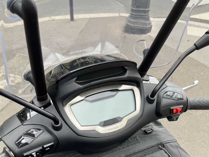 PIAGGIO BEVERLY 400 4