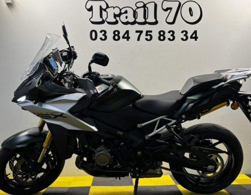 SUZUKI GSX-S 1000 GX 4