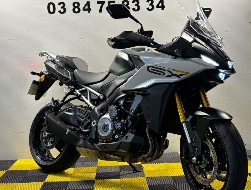 SUZUKI GSX-S 1000 GX 4