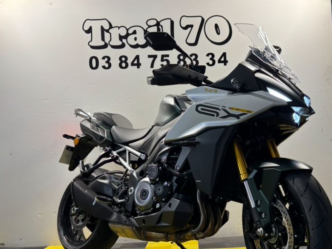 SUZUKI GSX-S 1000 GX 4