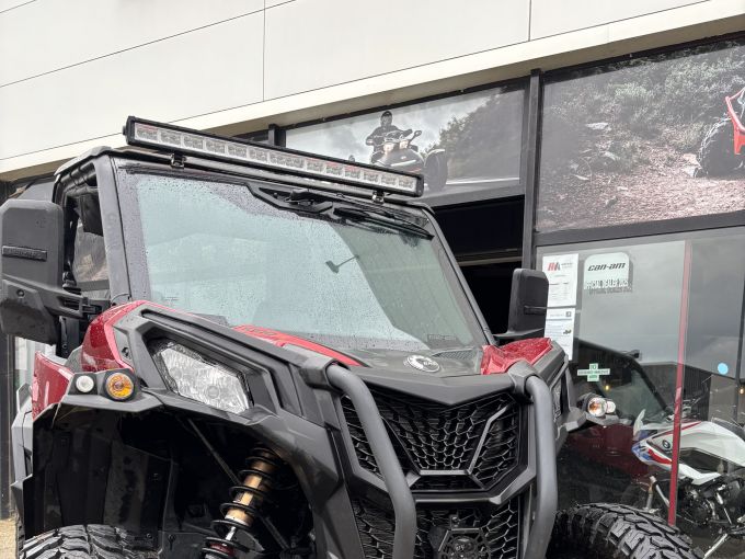 CAN-AM MAVERICK 4