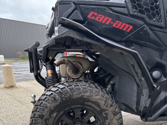 CAN-AM MAVERICK 4