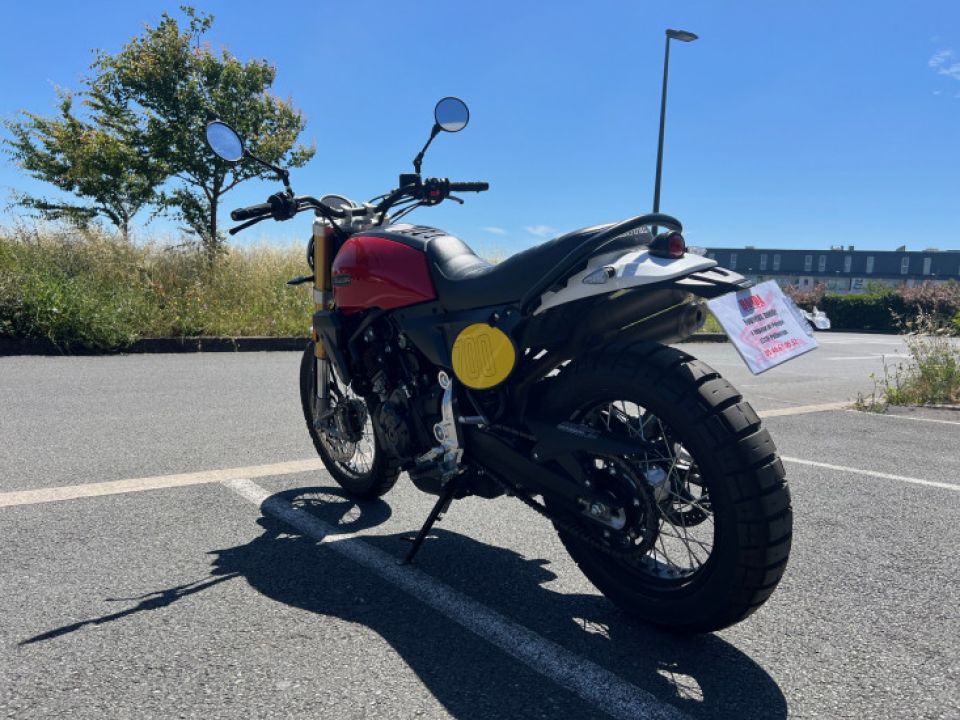 FANTIC FANTIC CABALLERO SCRAMBLER 700 4