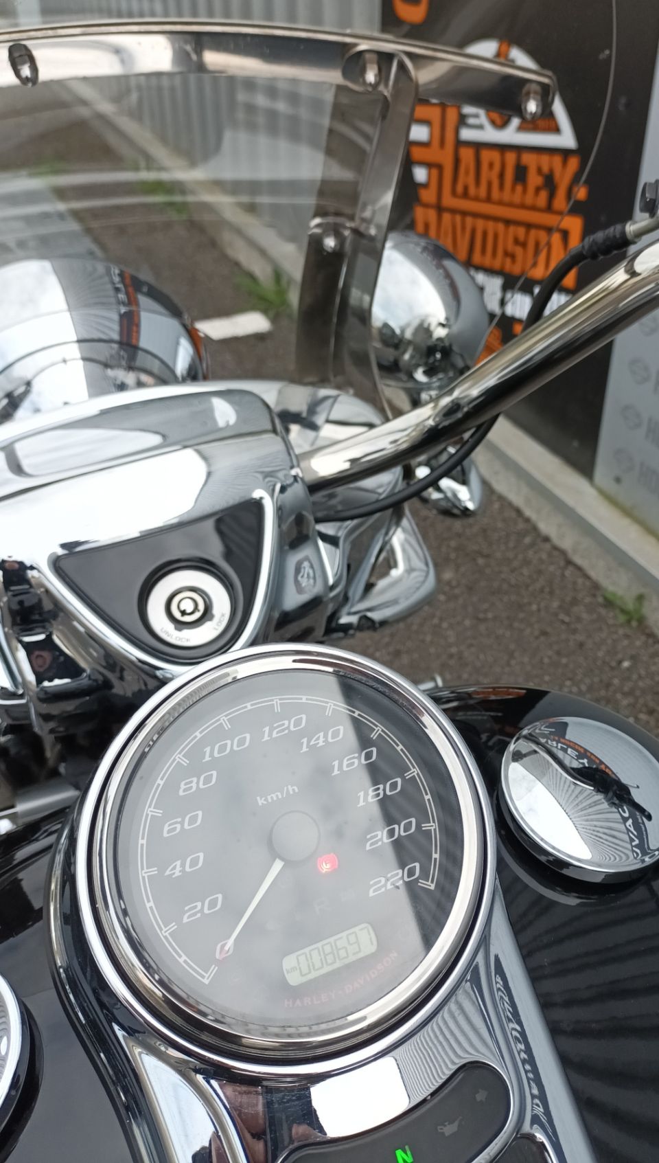 HARLEY-DAVIDSON TRIKE FREEWHEELER 1868 4