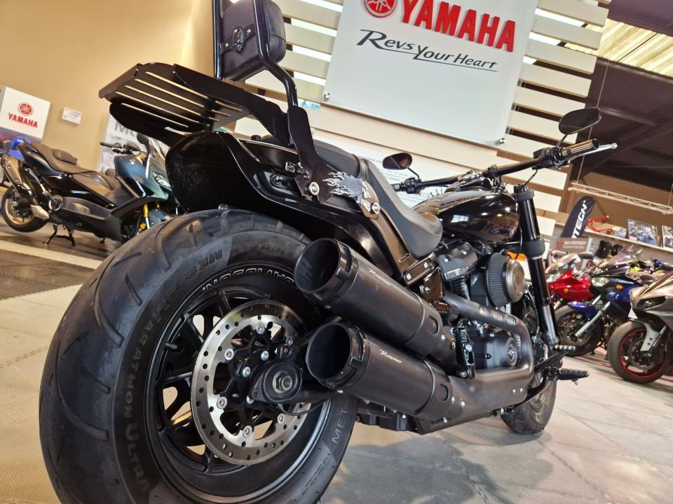 HARLEY-DAVIDSON SOFTAIL FAT BOB 1800 4