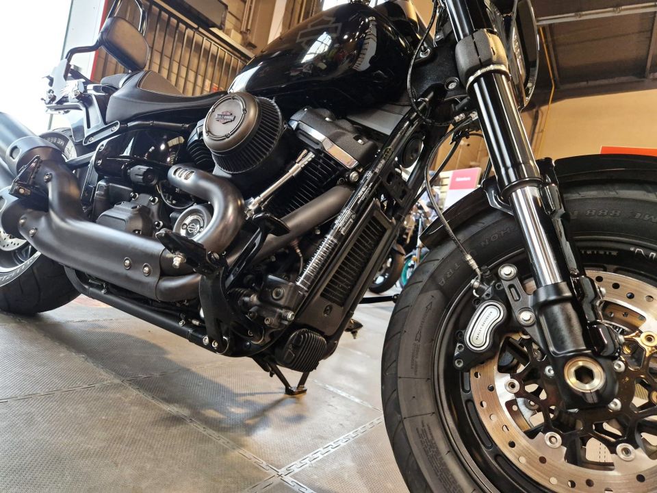 HARLEY-DAVIDSON SOFTAIL FAT BOB 1800 4