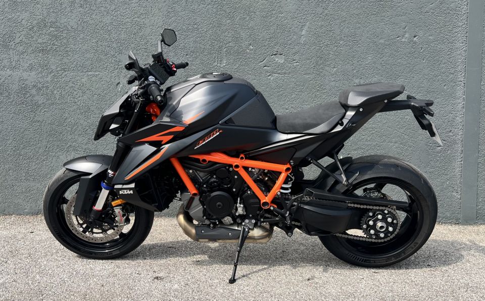 KTM 1390 SUPER DUKE R EVO 4