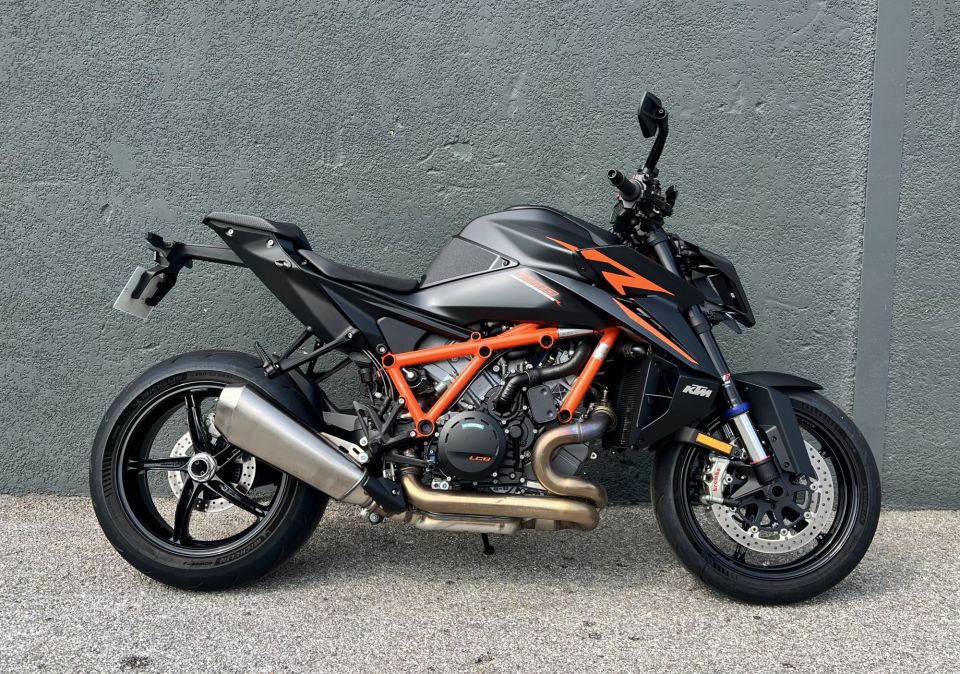 KTM 1390 SUPER DUKE R EVO 4
