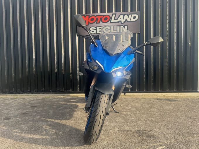 SUZUKI GSXS 1000 GT 4