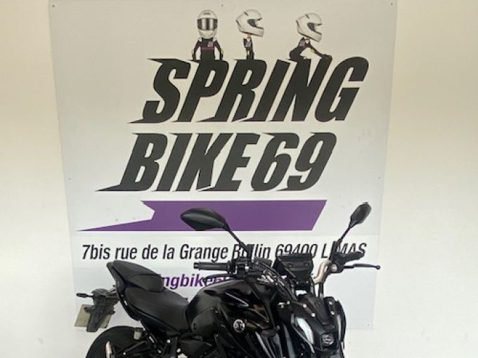 YAMAHA MT-07 (47.5CV) 4