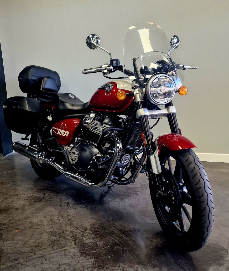 ROYAL ENFIELD SUPER METEOR 650 4