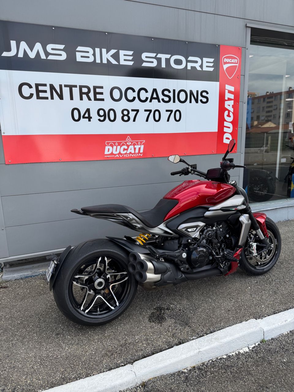 DUCATI X DIAVEL V4 4