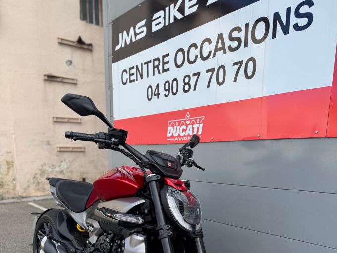 DUCATI X DIAVEL V4 4