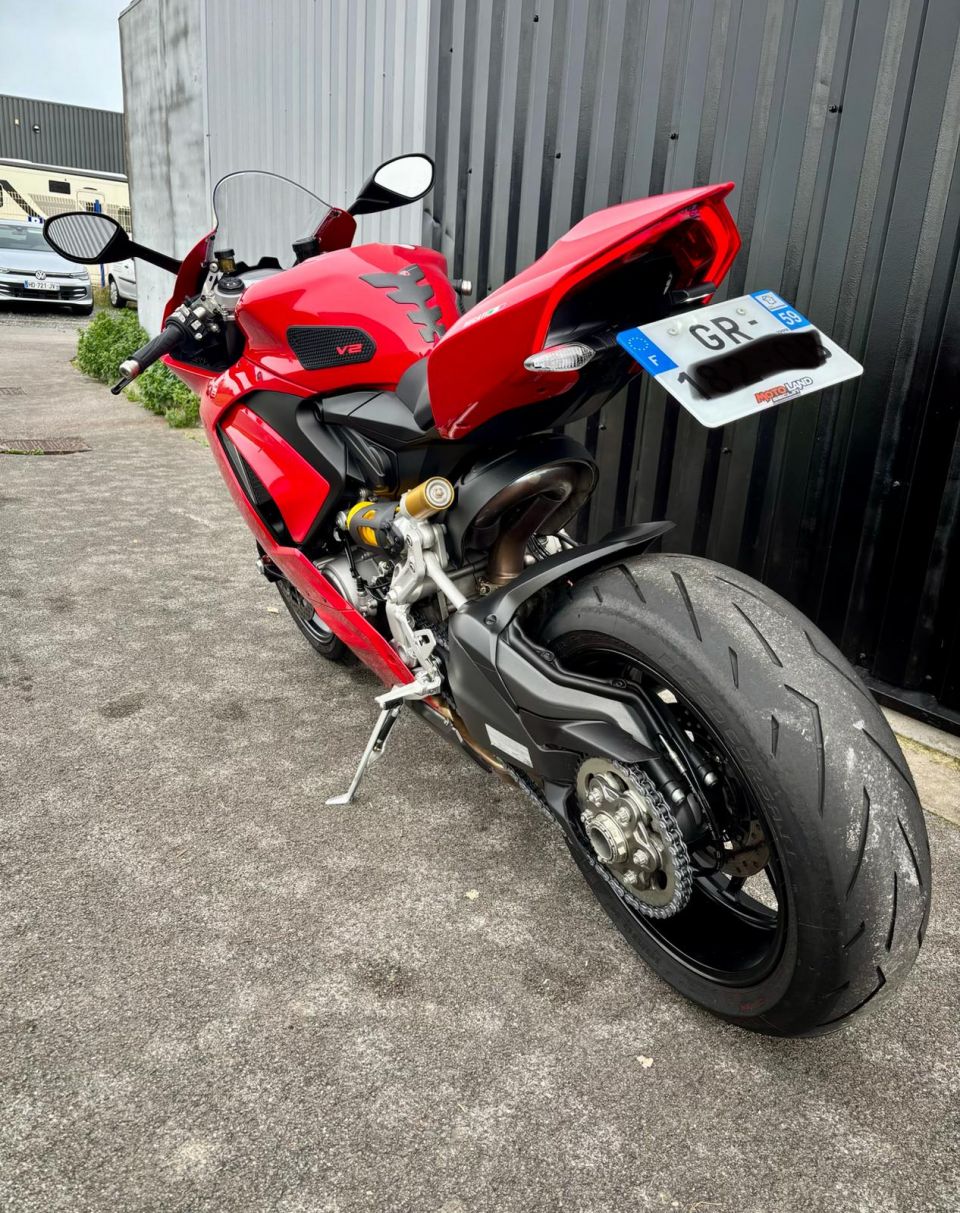 DUCATI PANIGALE 959 4