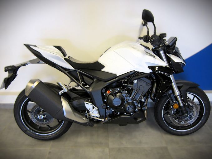 HONDA CB 1000 Hornet 4