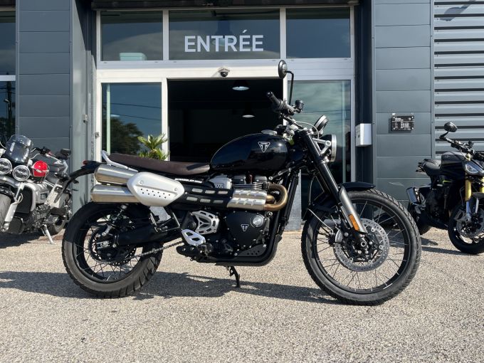 TRIUMPH SCRAMBLER 1200 4