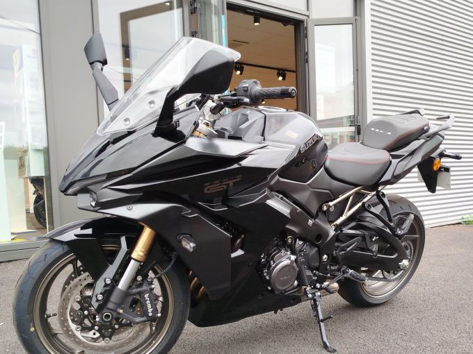 SUZUKI GSX-S 1000 GT 4
