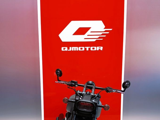 QJ MOTOR SRV 600 4