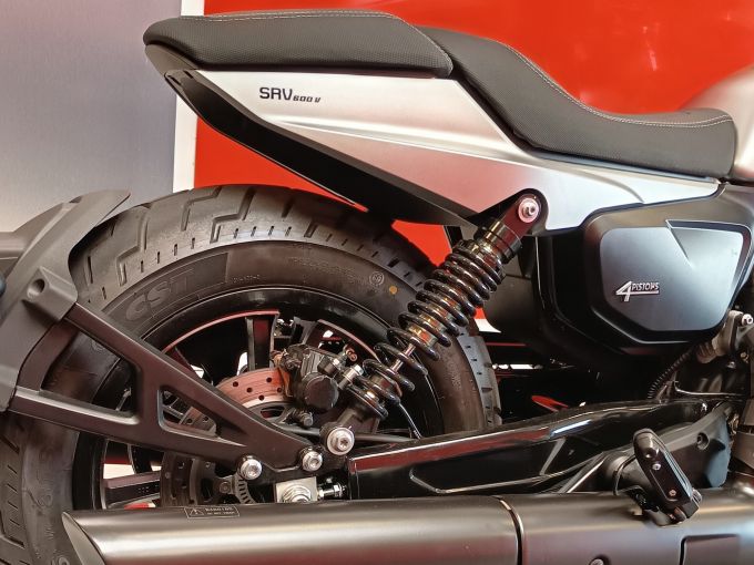 QJ MOTOR SRV 600 4
