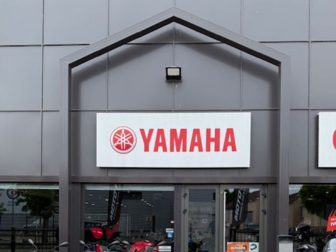 YAMAHA XSR 900 4